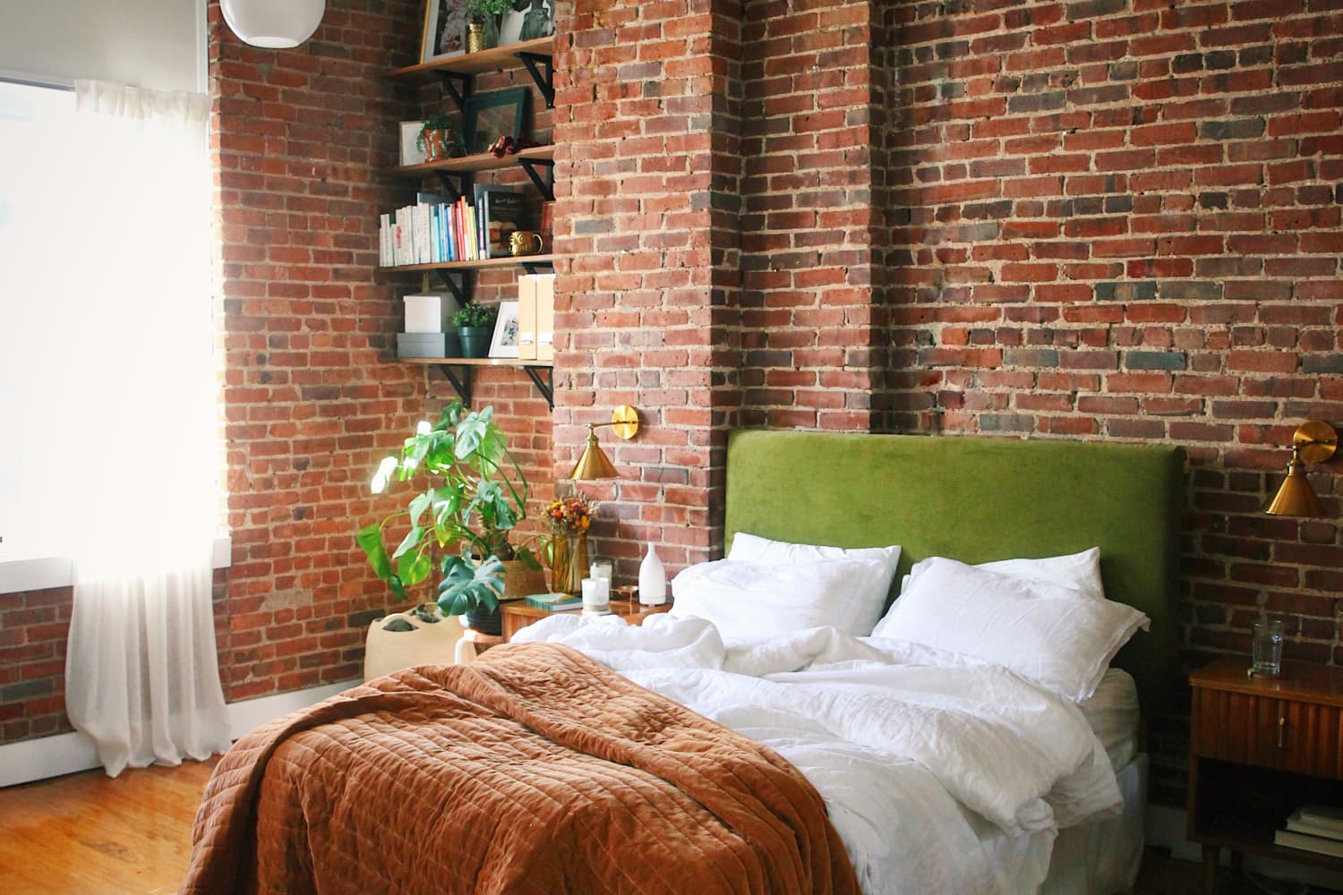 Picture of Loft Rental Apartment with DIY Paint Accents | Apartment Therapy